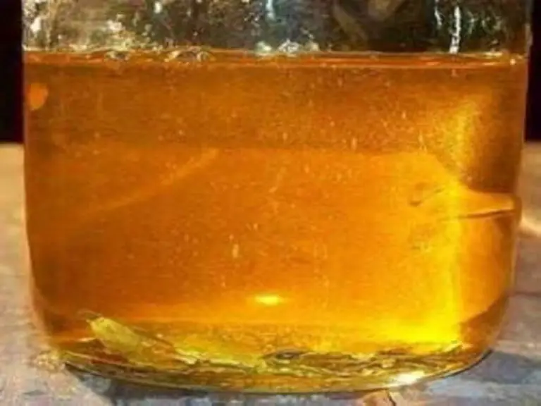 What Colour is Battery Fluid? (What Does Battery Acid Do to Skin